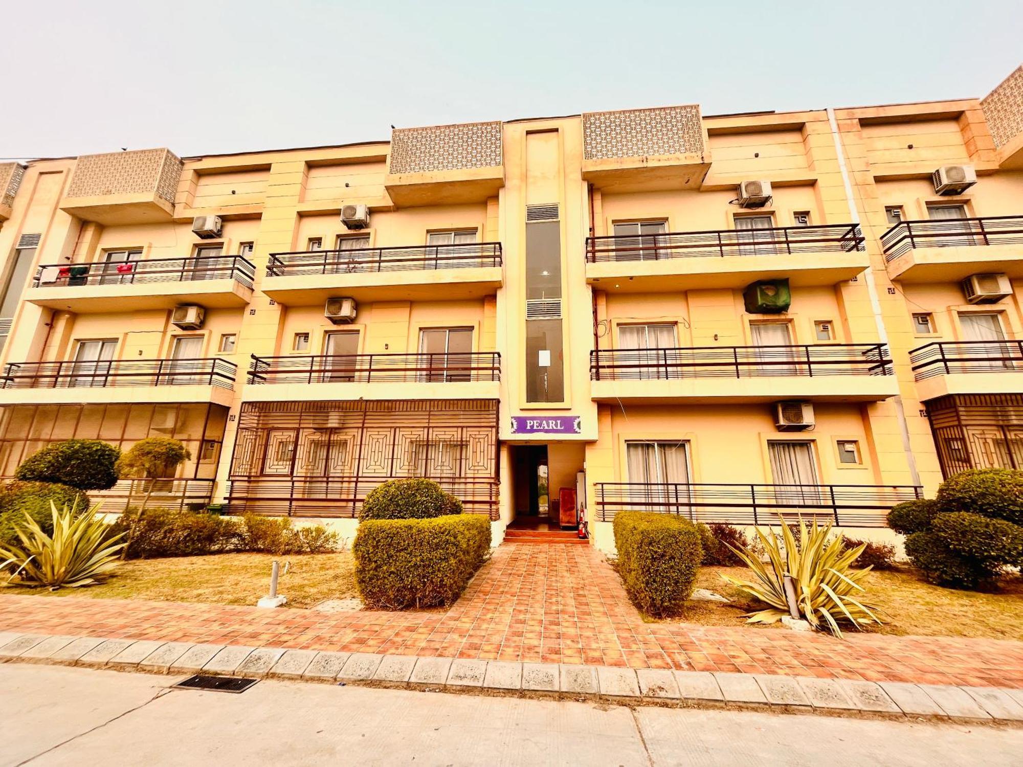Pearl Grand Boutique Cottage In Omaxe Anandam Vrindavan - #Premium Ac Rooms With Balcony #Big Parking #Lift #Garden #Peaceful Area #Near Prem Mandir #Property Of The Year #Most Awarded Exterior foto