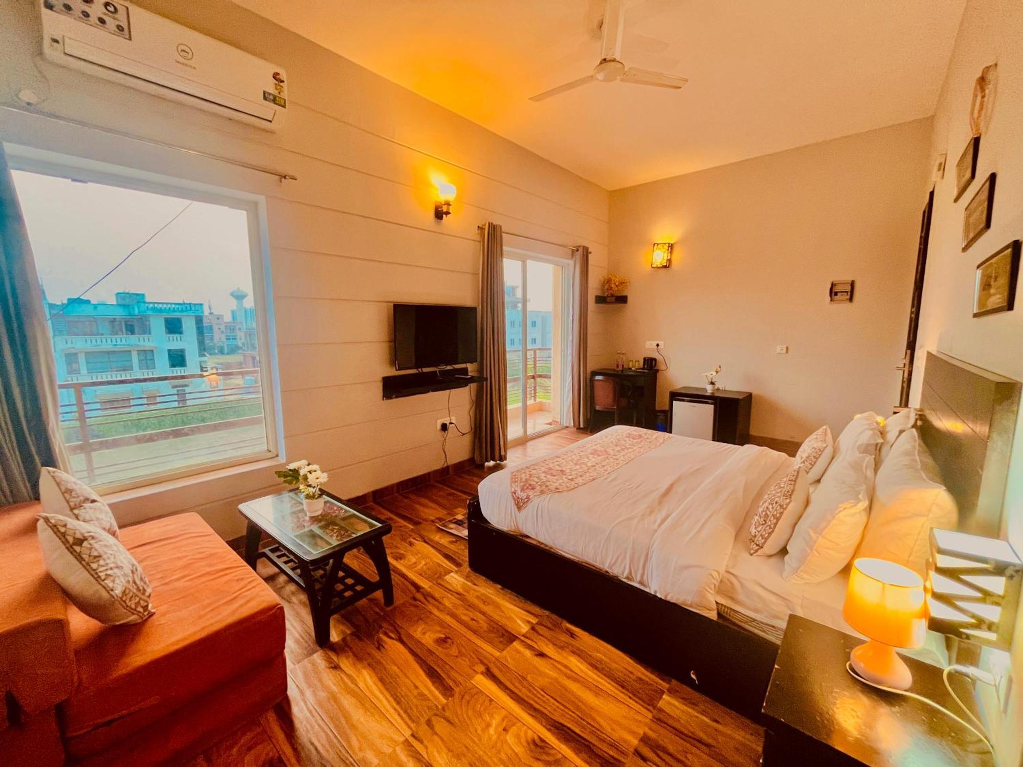 Pearl Grand Boutique Cottage In Omaxe Anandam Vrindavan - #Premium Ac Rooms With Balcony #Big Parking #Lift #Garden #Peaceful Area #Near Prem Mandir #Property Of The Year #Most Awarded Exterior foto